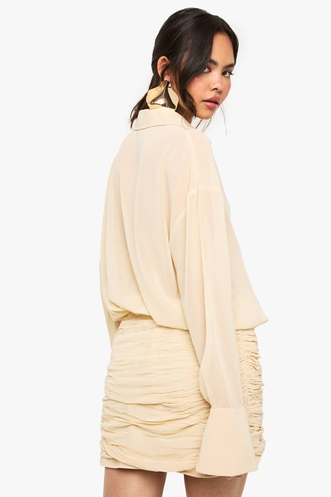 boohoo Dames Chiffon Drop Waist Geplooid Hemdsjurk | Butter | Maat: 10
