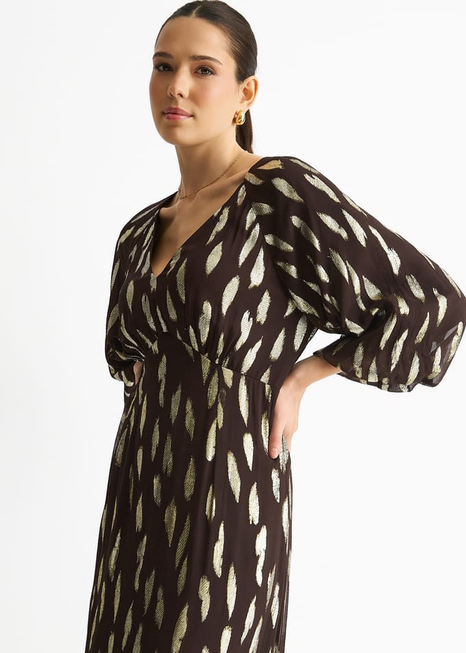 Chocoladebruine viscose maxi-jurk met geknipte ballonmouwen