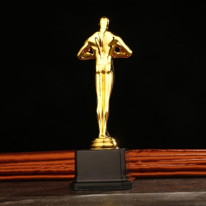 19/22/24 cm vergulde trofee Little Golden Man trofee wedstrijd souvenir beige