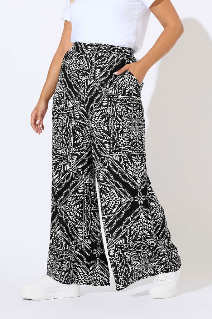 Yours Zwarte Bandana Print Textuur Wijde Broek Size 48