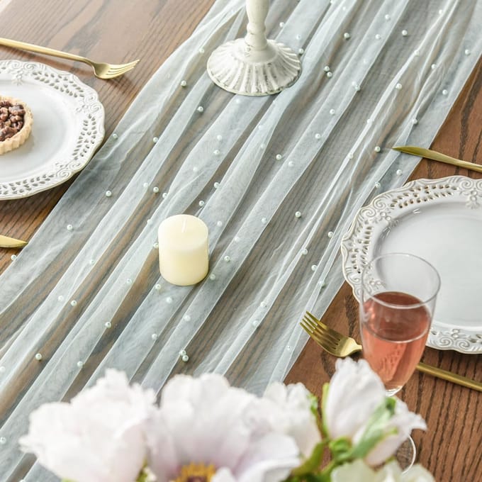 JHUBERS - Lichtgroene Tafelloper van Chiffon voor Elegante Tafeldecoratie