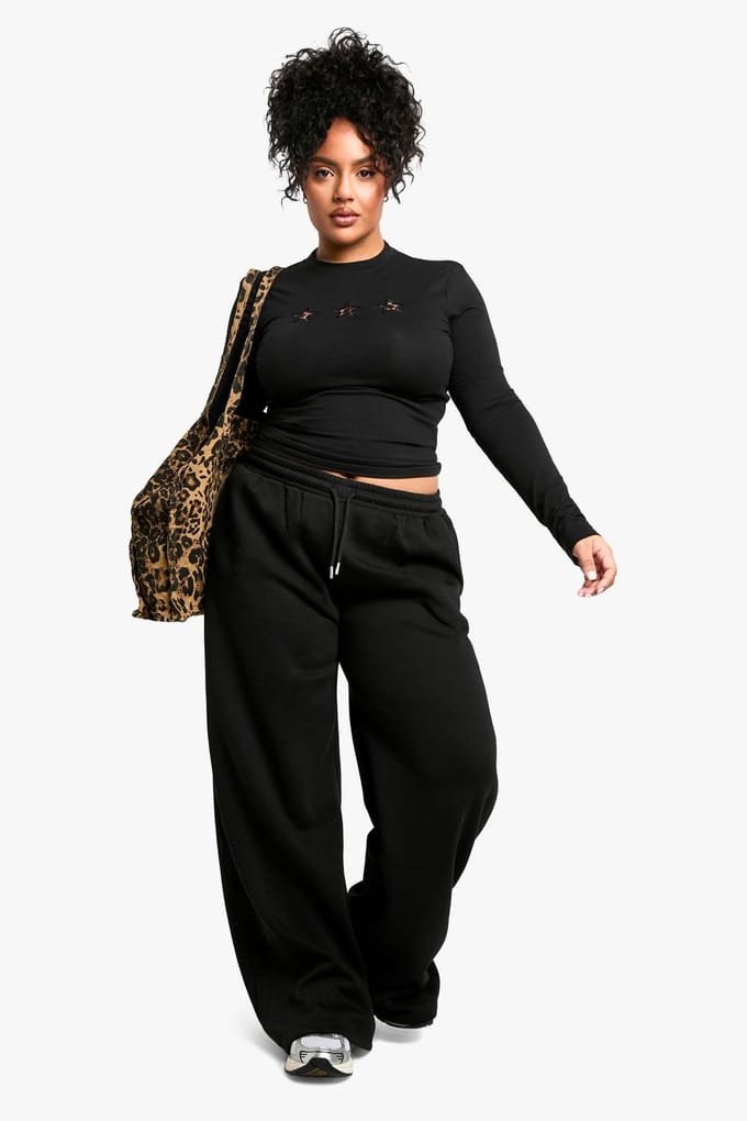boohoo Dames Plus Leopard Star Applique Straight Leg Jogger | Black | Maat: 18