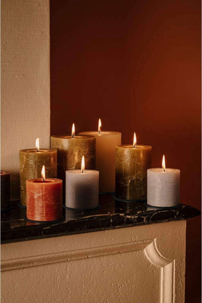 SPAAS Rustieke Pillarkaars ± 95 branduren Lichtroze -