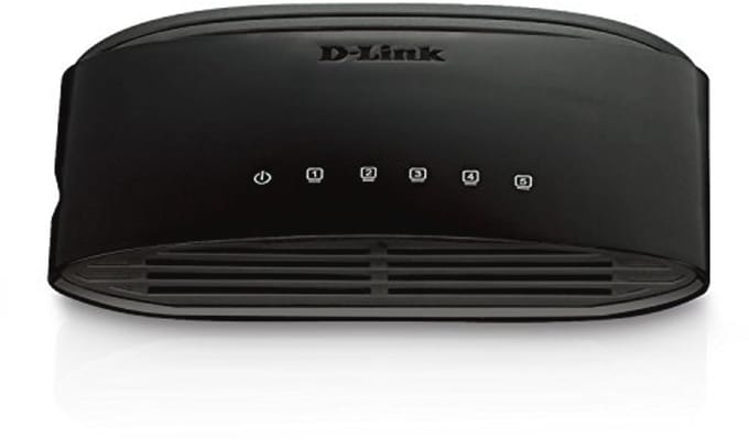 5-Poorts Fast Ethernet Desktop Switch - Onbeheerd, Compact, Geschikt voor SoHo