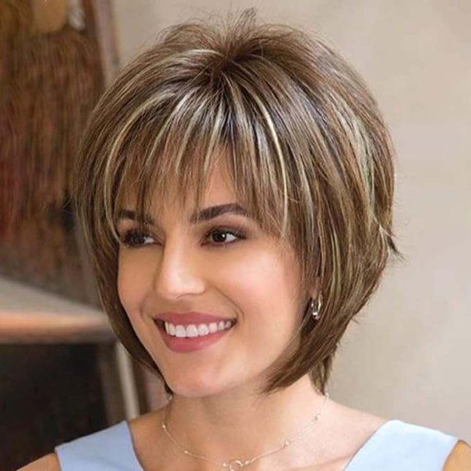 Korte Haarperruque met Pony in Donkerbruin en Gemengd Blond, Pixie Cut voor Vrouwen, Rechte Synthetische Vezels