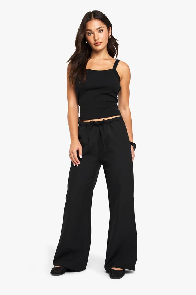 boohoo Dames Petite geweven broek met elastische taille en rechte pijpen | Black | Maat: 8