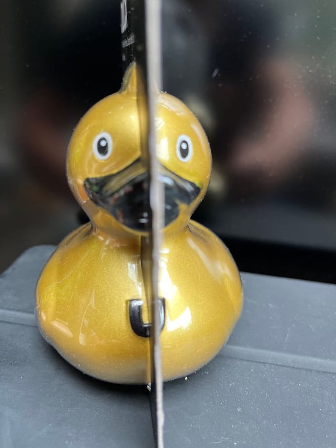 BUD Deluxe GOLDFEATHER Duck - Badeendje GOUD van Budduck.com meest gespaarde badeenmerk wereldwijd