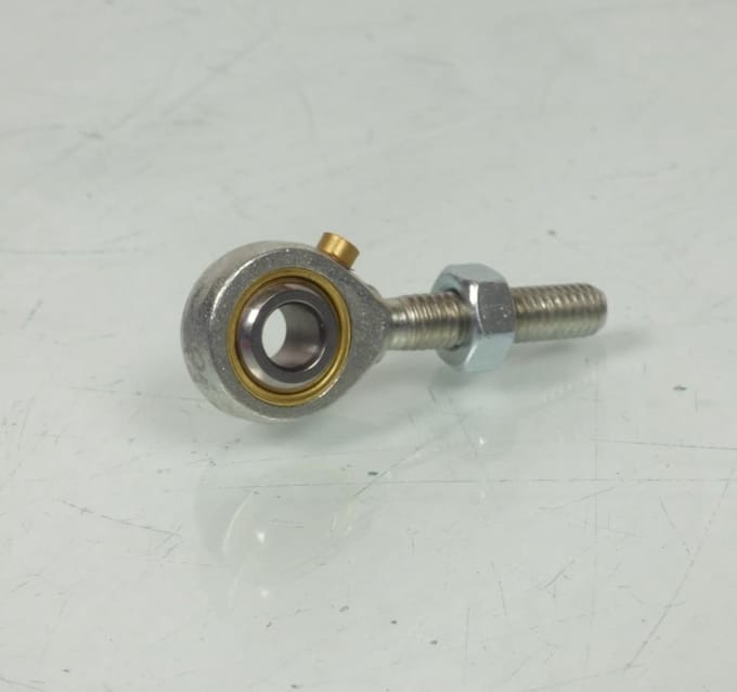 standaard m6x1,0 kogelscharnier rechts voor motoren var1036