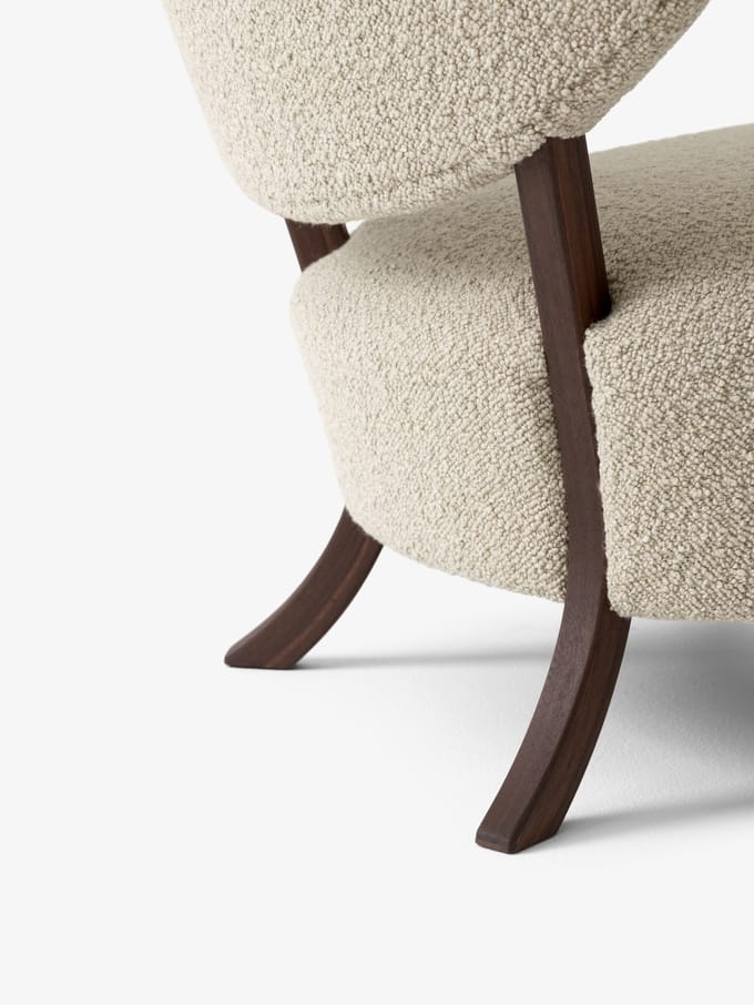 &Tradition Wulff ATD2 fauteuil - karakorum 003 - oiled walnut