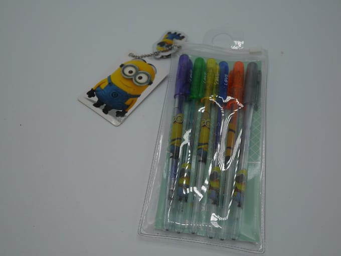 6 Gelpennen in etui van Dispicable me.