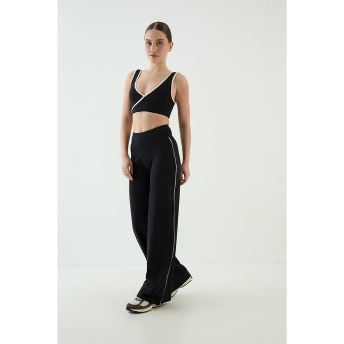 Dames Dsgn Studio Contour Bies Wijde Pijpen Yogabroek | Zwart | Maat: Medium