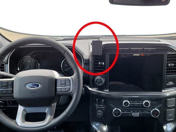 Brodit ProClip Ford F-Series 150 21- Center mount 855664