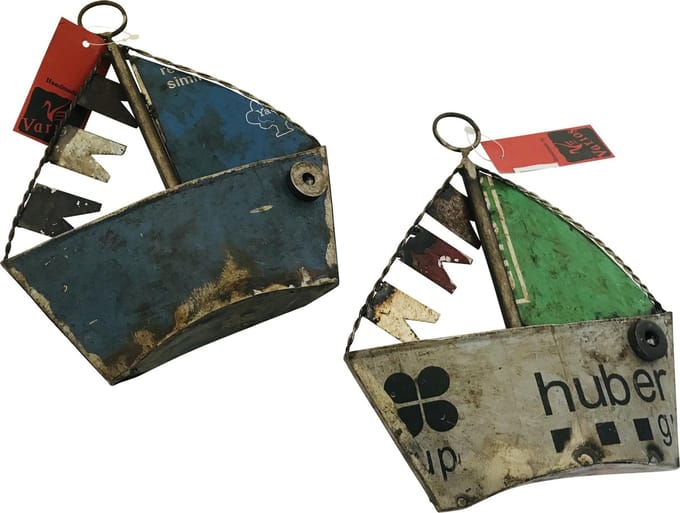 boat recycled iron for | 20x7x26 | mix colour