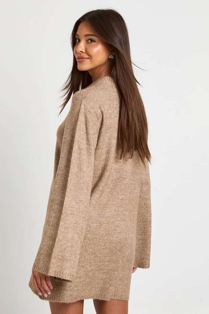 boohoo Dames Crew Neck Flared Sleeve Gebreide Mini Jurk | Taupe | Maat: Medium