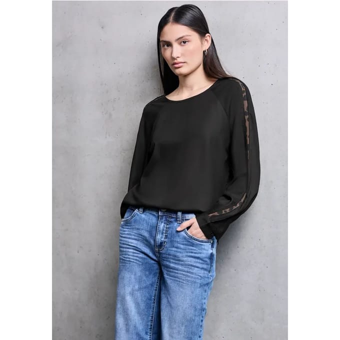 Raglan blouse met getapete details