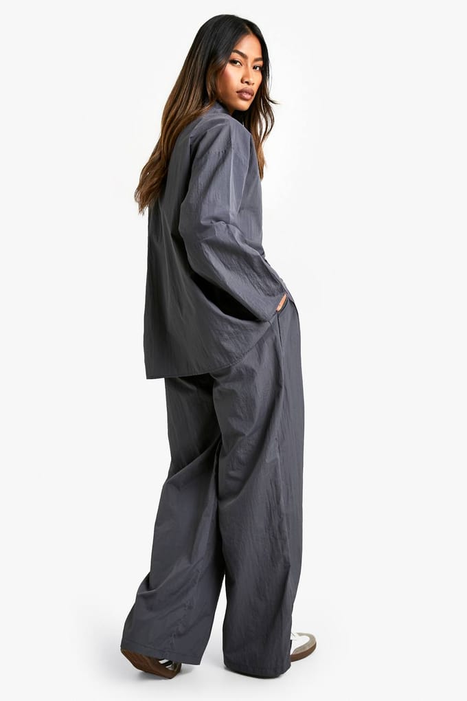 boohoo Dames Casual Wijde Pijpen Broek | Houtskool | Maat: 36