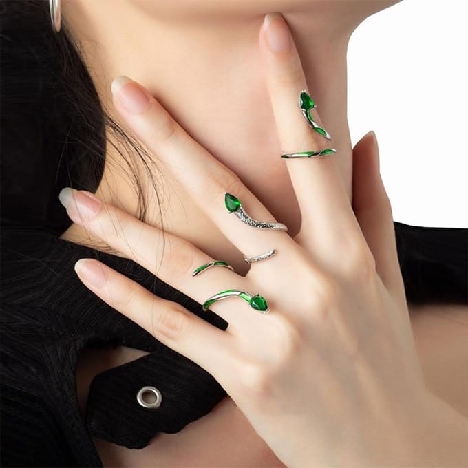 Bague serpent vert exquis, personnalité des femmes, tempérament à la mode, anneau ouvert, serpent enroulé, goutte d'eau, cadeau gray