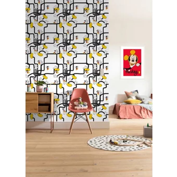 Fotobehang - Mickey Mouse Foot Labyrinth 200x280cm - Vliesbehang