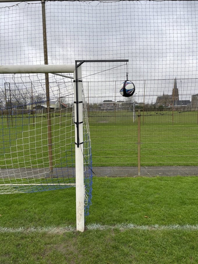 Kopbal Trainer Station - Trainingsmaterialen - Kopgalg - Kopbaloefening