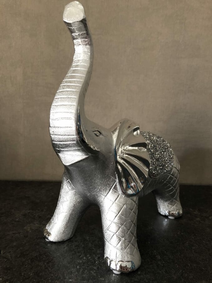 Decoratieve Rechtstaande Olifant - Zilverkleurig - Keramiek - Large