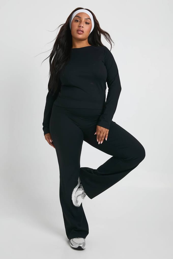 boohoo Dames Plus Supersoft Naaddetail Lange Mouwen Top | Zwart | Maat: 48