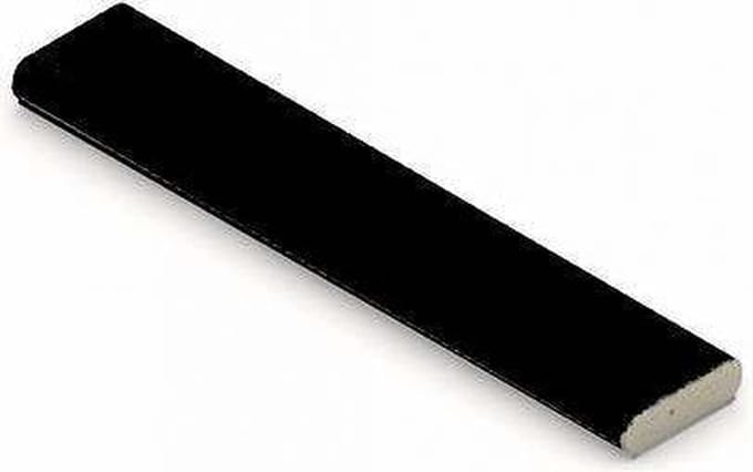 Q-Lon 1026 tochtstrip zelfklevend plat per 25M zwart