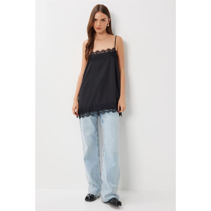 Kantgedetailleerde Satijnen Blouse