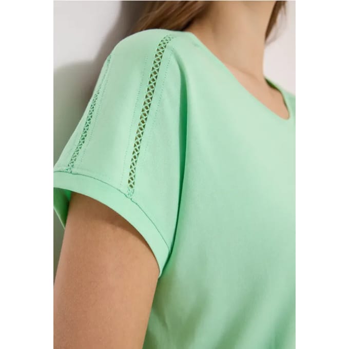 Shirt met V-hals en kanten detail