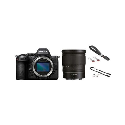 Nikon Z5 II + 24-70mm + gratis Peak Design Leash incl. Manchet handriem