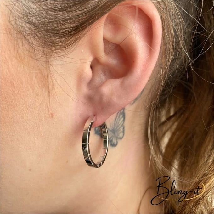 Oorring reliëf 925 sterling zilver