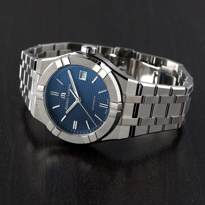 Maurice Lacroix Aikon AI6007-SS002-430-1 Aikon Automatic Horloge
