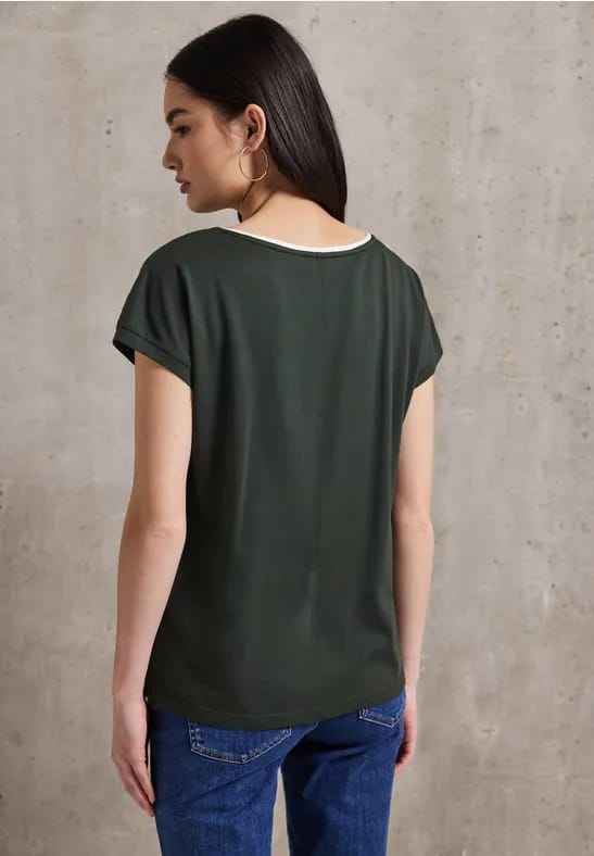 Shirt met gekleurde kraag