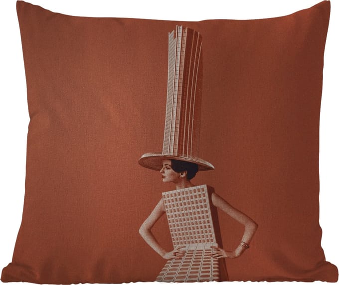 Sierkussen Buiten - Vrouw - Stad - Vintage - 60x60 cm - Weerbestendig