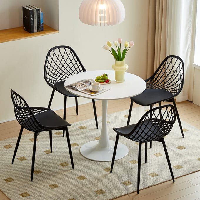 EGGREE eettafel en stoelen - 4 zwarte eetkamerstoelen - tafel Ø 80 cm - voor bar - café en restaurant