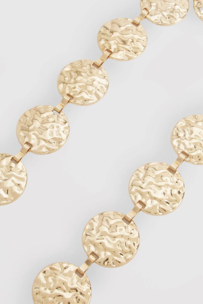 boohoo Dames Hammered Metal Disc Belt | Gold