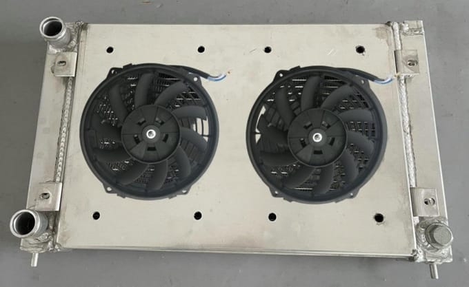 Aluminium Radiator - Motor Koeler - Auto Motor - Inclusief Ventilator - 430mmx308mmx40mm - Aluminium