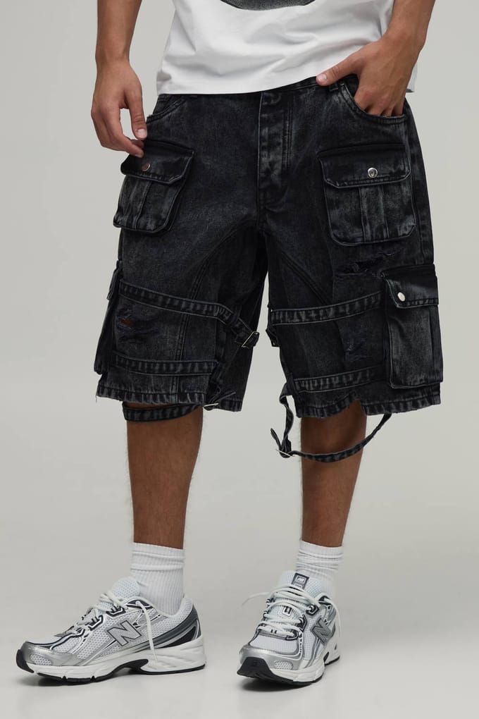 Parachute Extreme Gewassen Multi Cargo Gescheurde Shorts | Black | Size 46