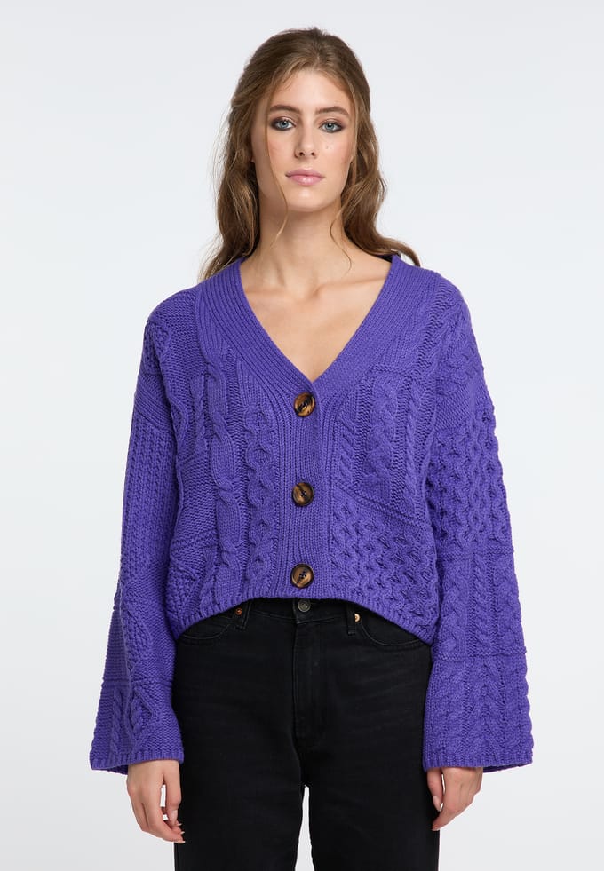 IZIA Cropped Cardigan gaya
