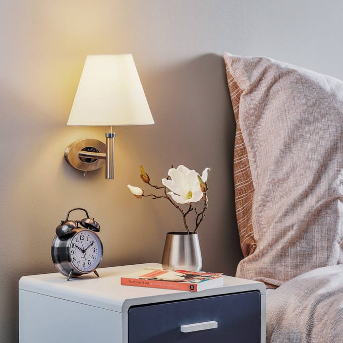 ORION Nikkelen wandlamp Lilly met stoffen kap
