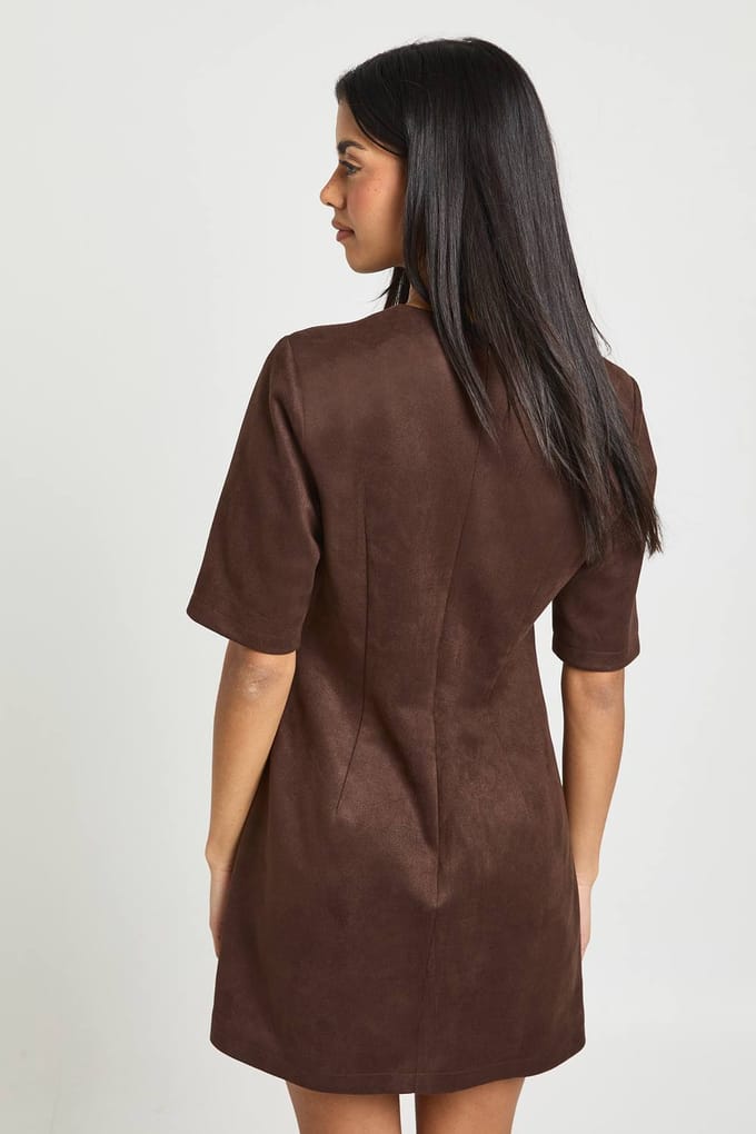 boohoo Dames Nep Suede Boxy T-shirt Jurk | Chocoladebruin | Maat: 40