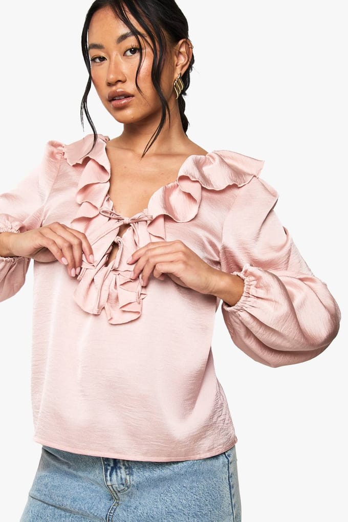 boohoo Dames Hammered Satin Ruffle Blouse | Blush | Maat: 34