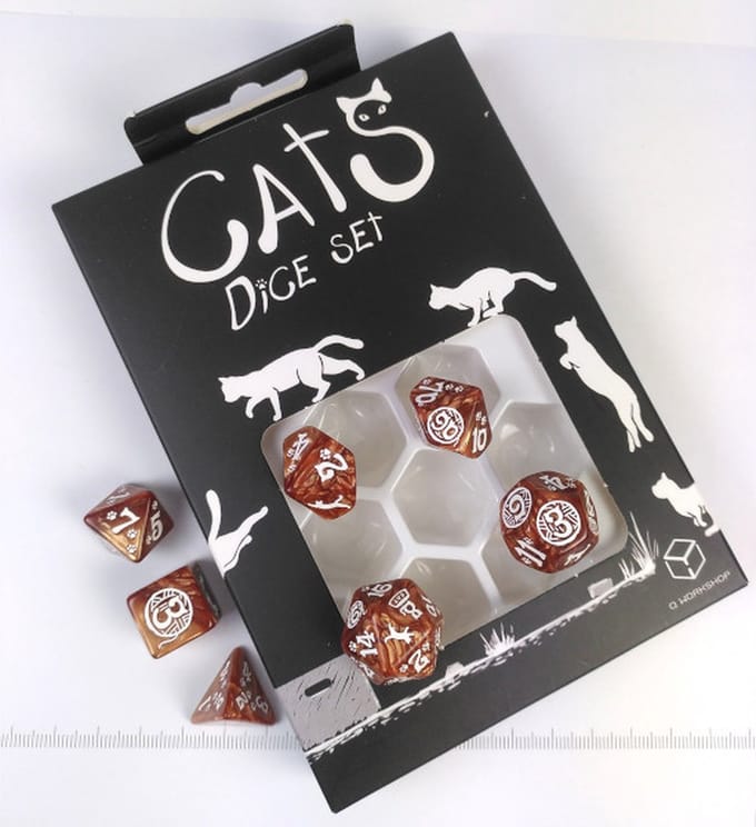 Q-Workshop dobbelstenen set katten Muffin - bruin - 7 stuks - DnD.