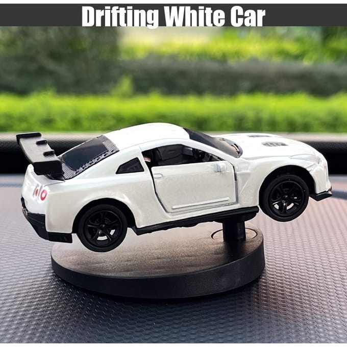 Springactie Driftauto Dashboard Speelgoed Wobbelende Auto Interieur Decoratie Drift White yellow