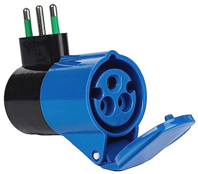 Industriele adapter 2P+T 16A voor Italiaanse stekker - Kampeeradapter en veilig gebruik