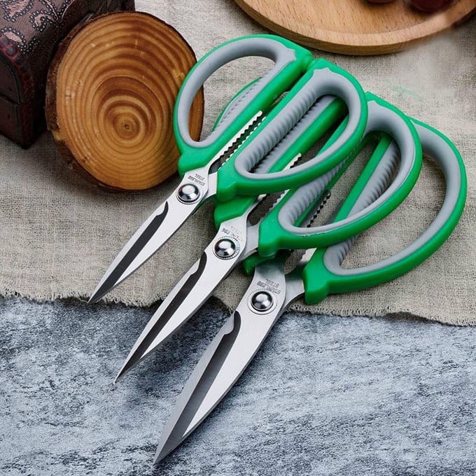 Ciseaux Ménagers Solides en Acier Inoxydable, Ciseaux Spécifiques de Cuisine et de Tailleur, Ciseaux Grands Polyvalents pour Étudiants en Art Fait Main M rouge