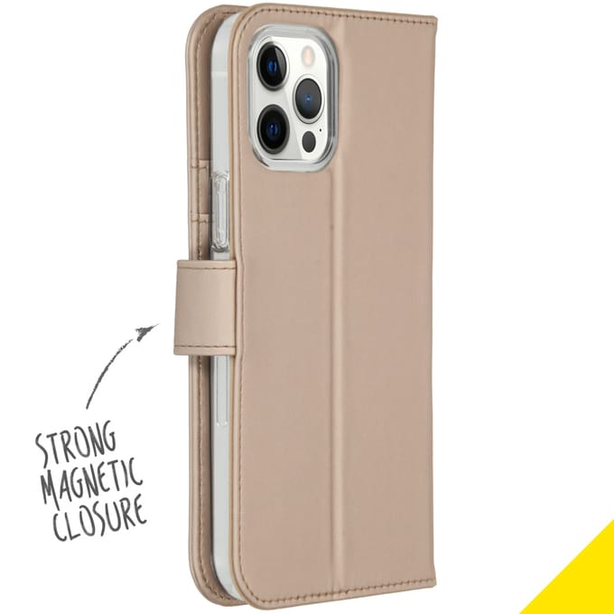 Accezz Hoesje - Geschikt voor Apple iPhone 12 Pro Max - Wallet Softcase Bookcase - Goud