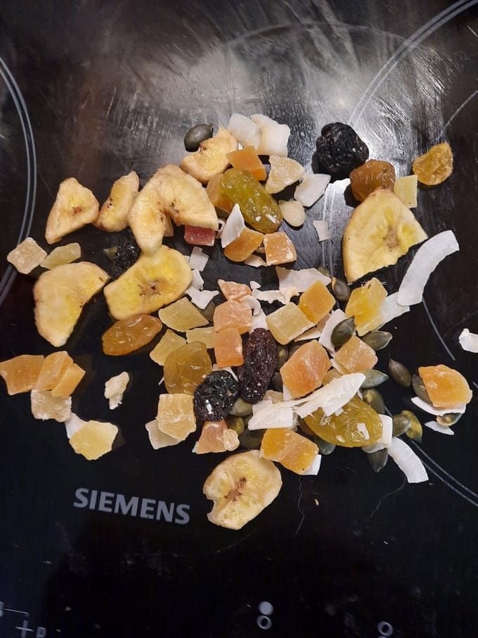 Snacks vogels en knaagdieren Fruitmix 250gr