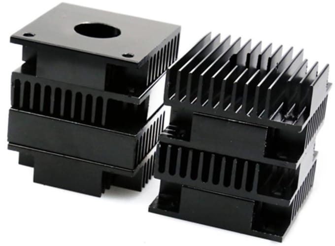 Aluminium Koellichaam - Koelblok Printer - Elektronica Koelen - Efficiënte Warmteoverdracht - 4x4x1 cm - Zwart
