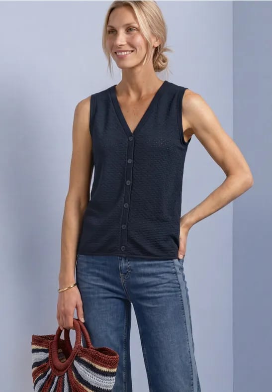 Top met V-hals en decoratieve knoopsluiting