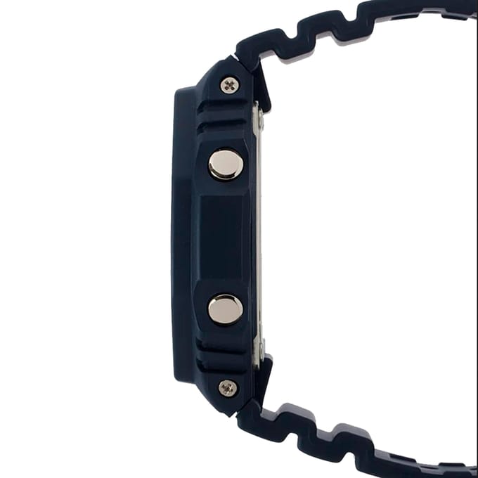 G-Shock Classic Style GA-2100-1A1ER Carbon Core Horloge